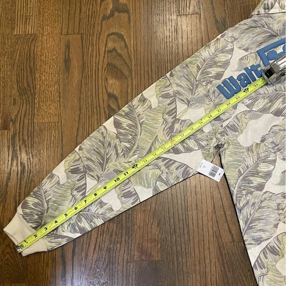 NWT Walt Disney World Tropical Spirit Jersey Shirt Jacket Shacket Men's Small - Picture 8 of 10